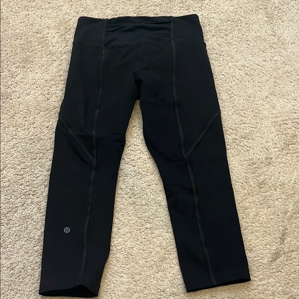 Black Cropped Leggings